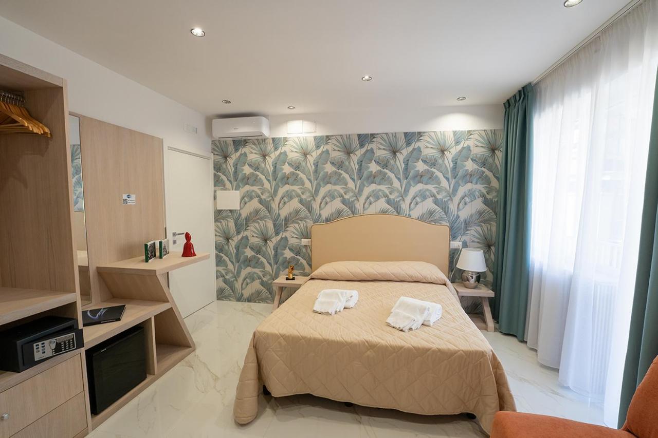 Pc Boutique H, Sea View By Clapa Group Hotel Nápoly Kültér fotó
