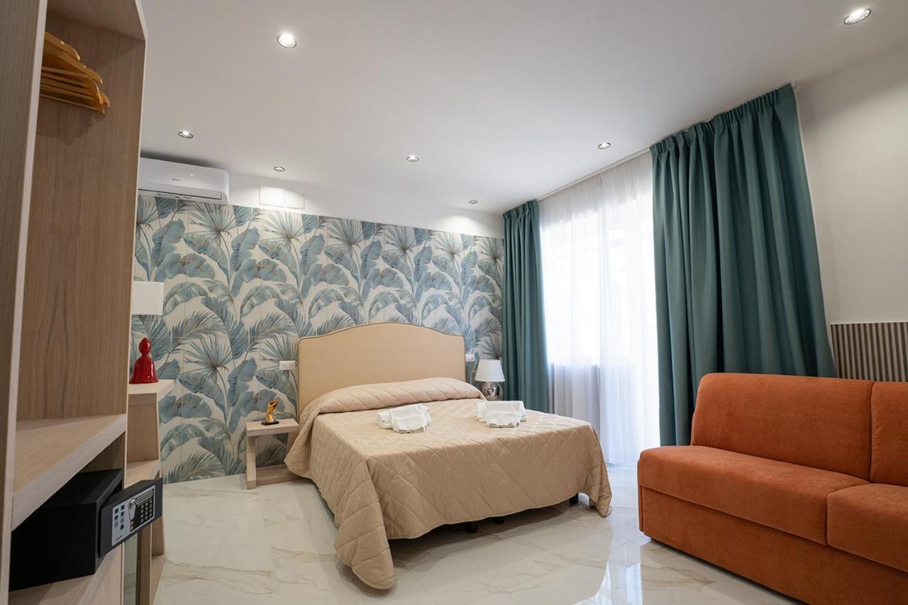 Pc Boutique H, Sea View By Clapa Group Hotel Nápoly Kültér fotó