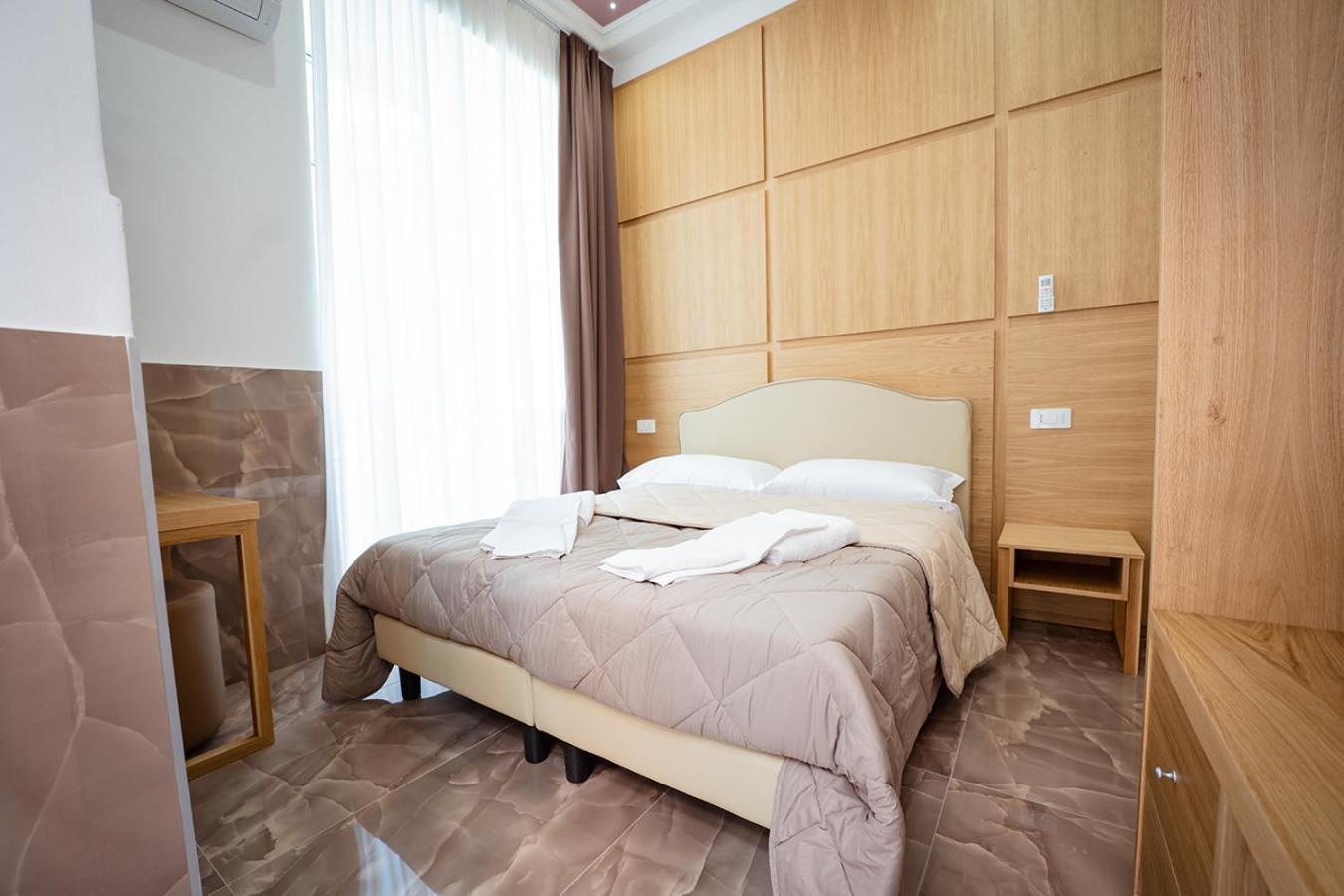 Pc Boutique H, Sea View By Clapa Group Hotel Nápoly Kültér fotó